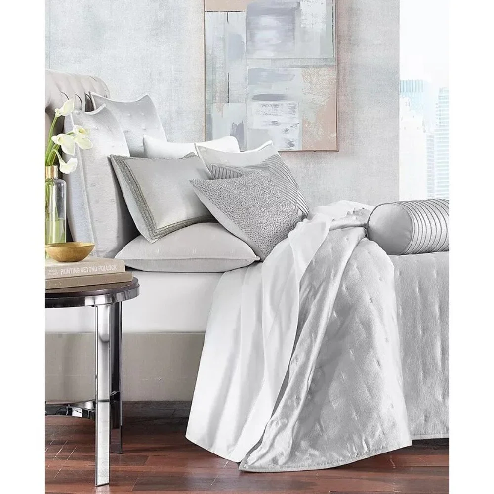 Hotel Collection Glint 3 Piece Coverlet Set Full Queen Silver $430